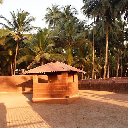 Regenta Resort Mango Village Guhagar Kudan ภายนอก รูปภาพ
