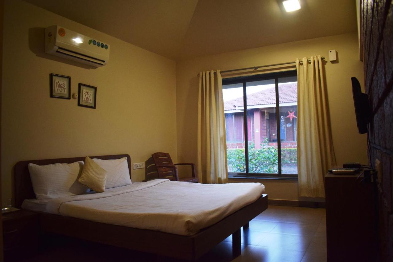 Regenta Resort Mango Village Guhagar Kudan ภายนอก รูปภาพ