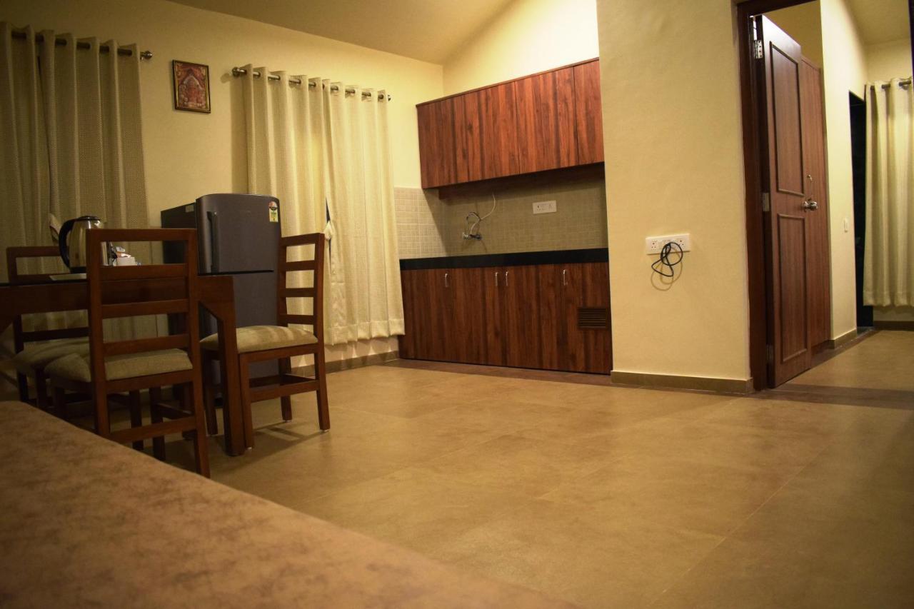 Regenta Resort Mango Village Guhagar Kudan ภายนอก รูปภาพ