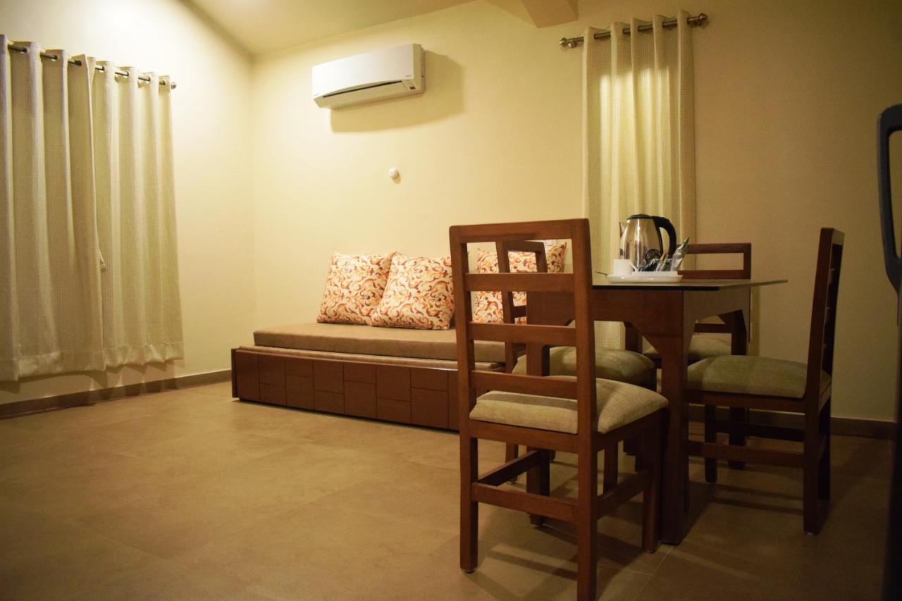 Regenta Resort Mango Village Guhagar Kudan ภายนอก รูปภาพ