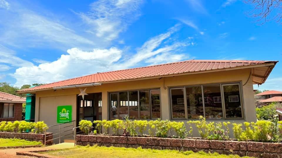 Regenta Resort Mango Village Guhagar Kudan ภายนอก รูปภาพ
