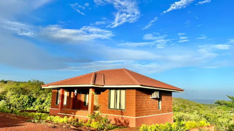 Regenta Resort Mango Village Guhagar Kudan ภายนอก รูปภาพ